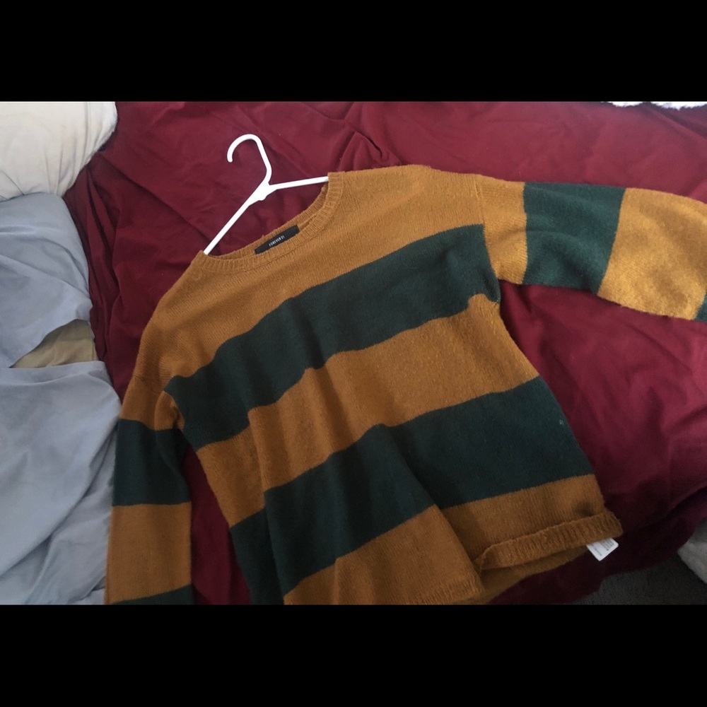 Long sleeve sweater